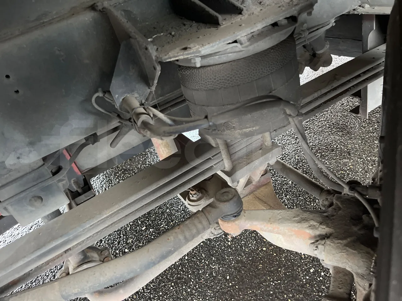 Iveco Orlandi Poker 315E -  EUR1 - 130kW - 7.580m - front air springs left