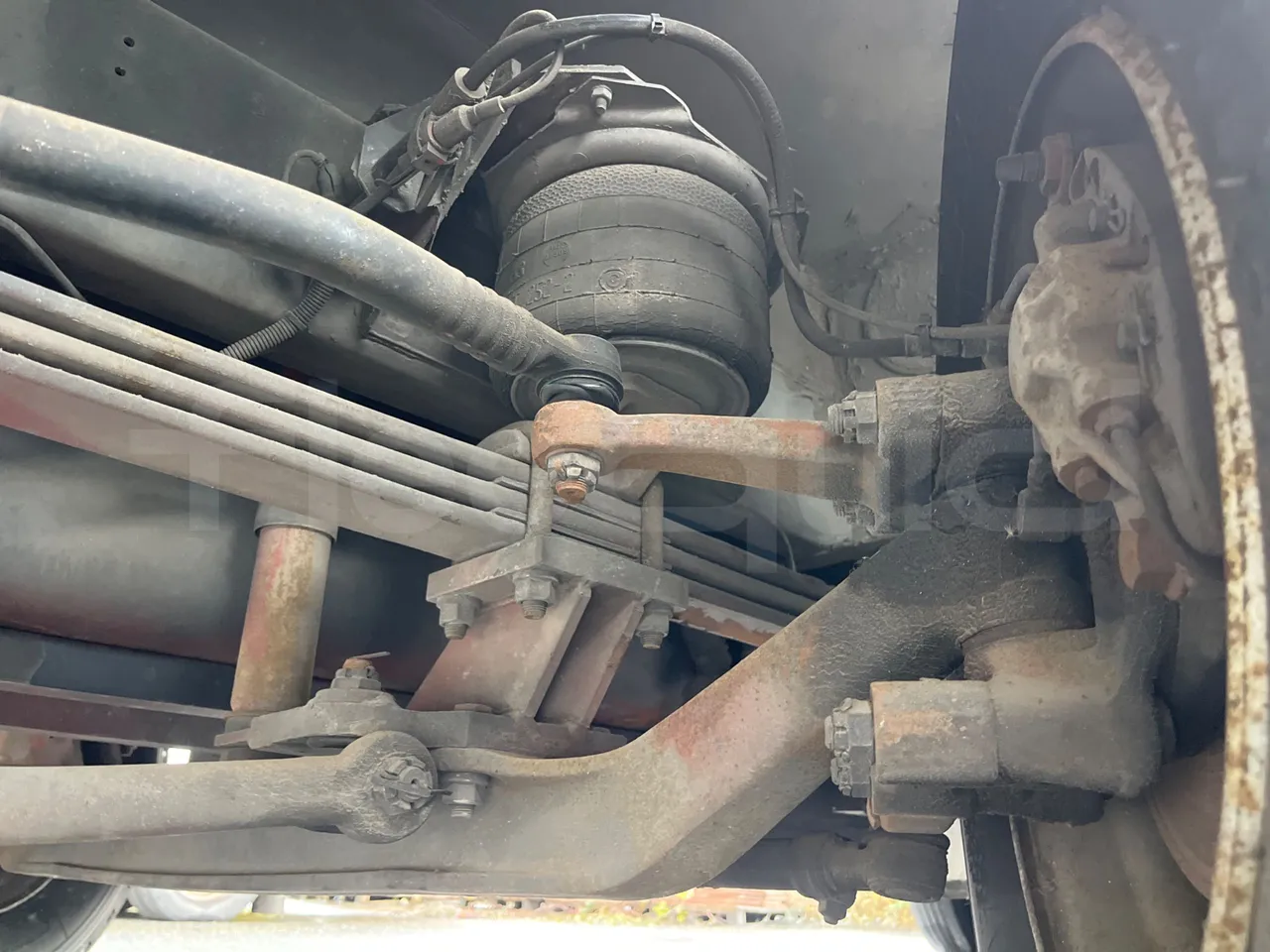 Iveco Orlandi Poker 315E -  EUR1 - 130kW - 7.580m - front shock absorbers left