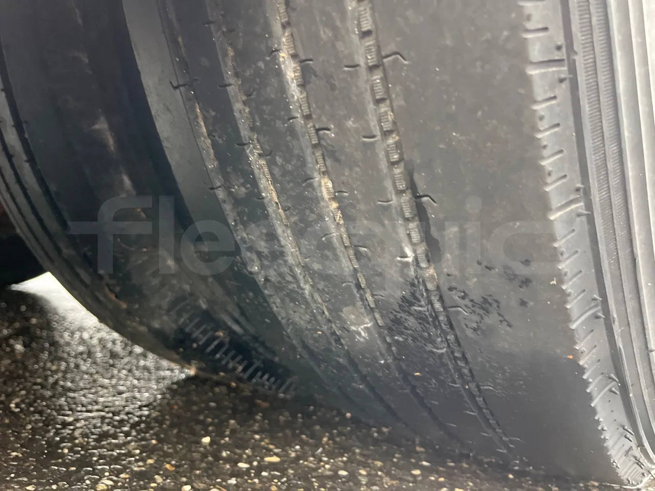 Iveco Orlandi Poker 315E -  EUR1 - 130kW - 7.580m - tread condition third axle tires left