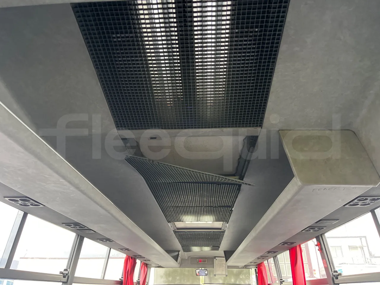 Iveco Orlandi Poker 315E -  EUR1 - 130kW - 7.580m - overhead compartments photo
