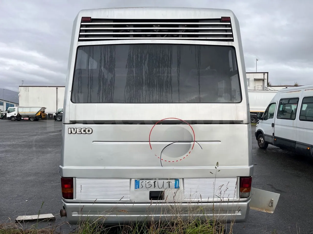 Iveco Orlandi Poker 315E -  EUR1 - 130kW - 7.580m - rear hatch closed