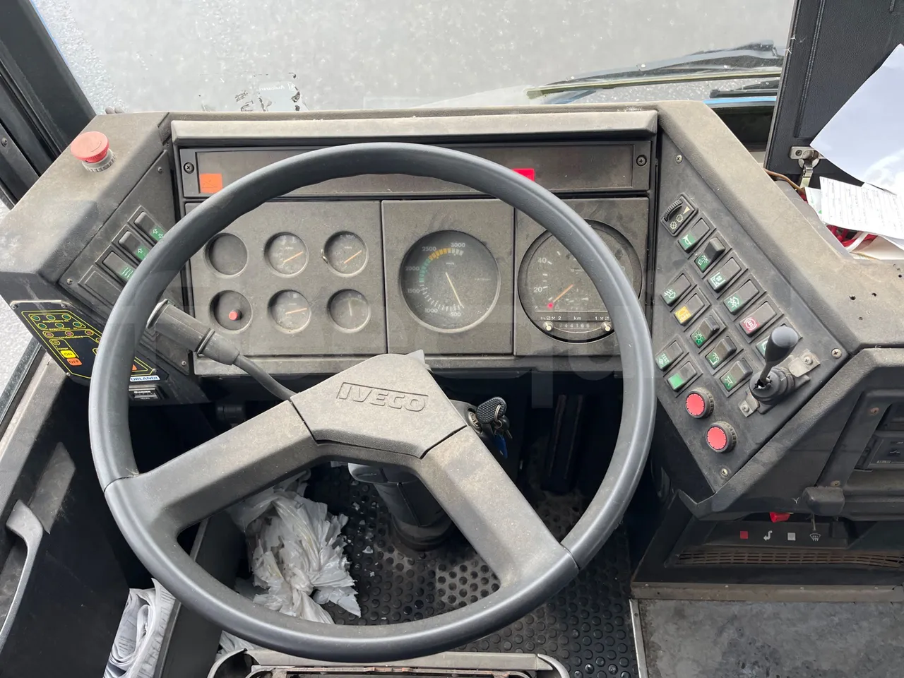 Iveco Orlandi Poker 315E -  EUR1 - 130kW - 7.580m - steering wheel photo