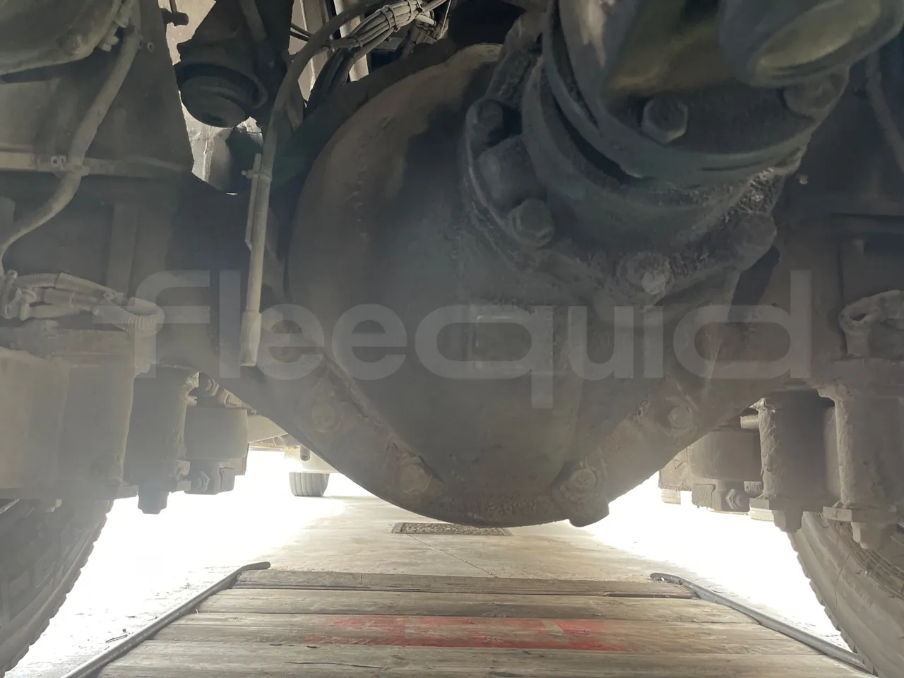 Setra S328 DT - EUR2 - 385kW -12m - differential photo