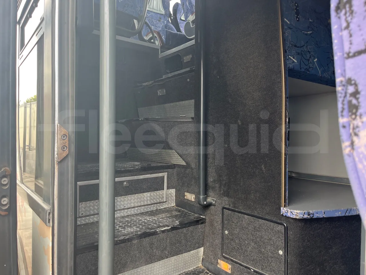Setra S328 DT - EUR2 - 385kW -12m - turntable internal (18m)