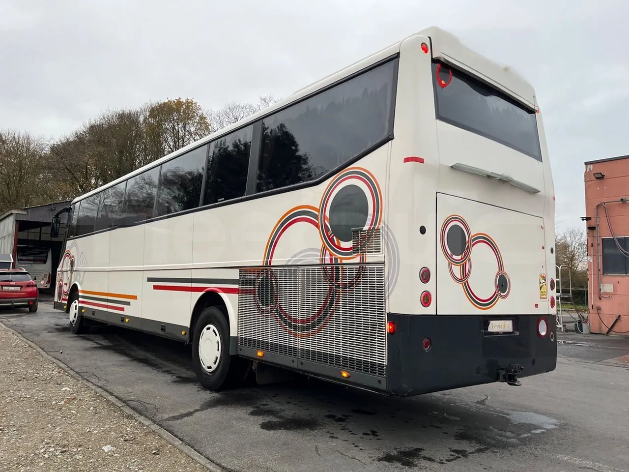 Vdl Bova Futura FHD 127-365T ES - 3/4 left rear side