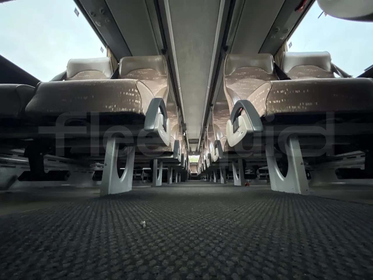 Vdl Bova Futura FHD 127-365T ES - seat brackets photo