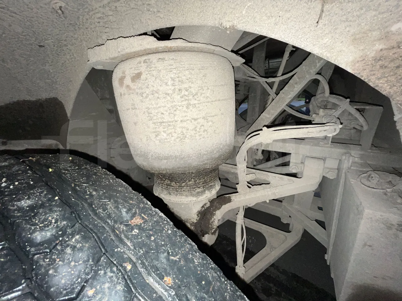 Vdl Bova Futura FHD 127-365T ES - front brake calipers left