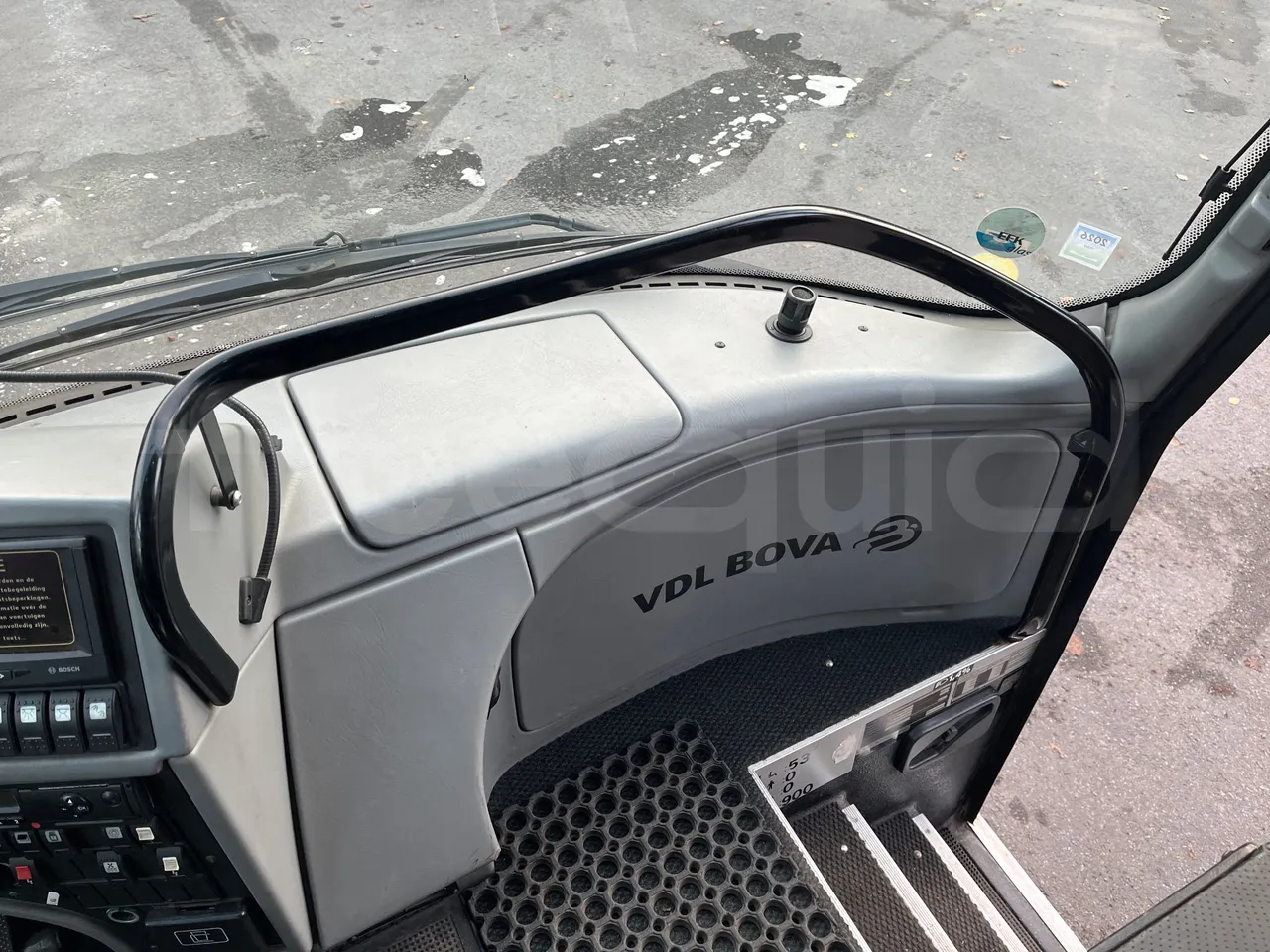 Vdl Bova Futura FHD 127-365T ES - handrails photo