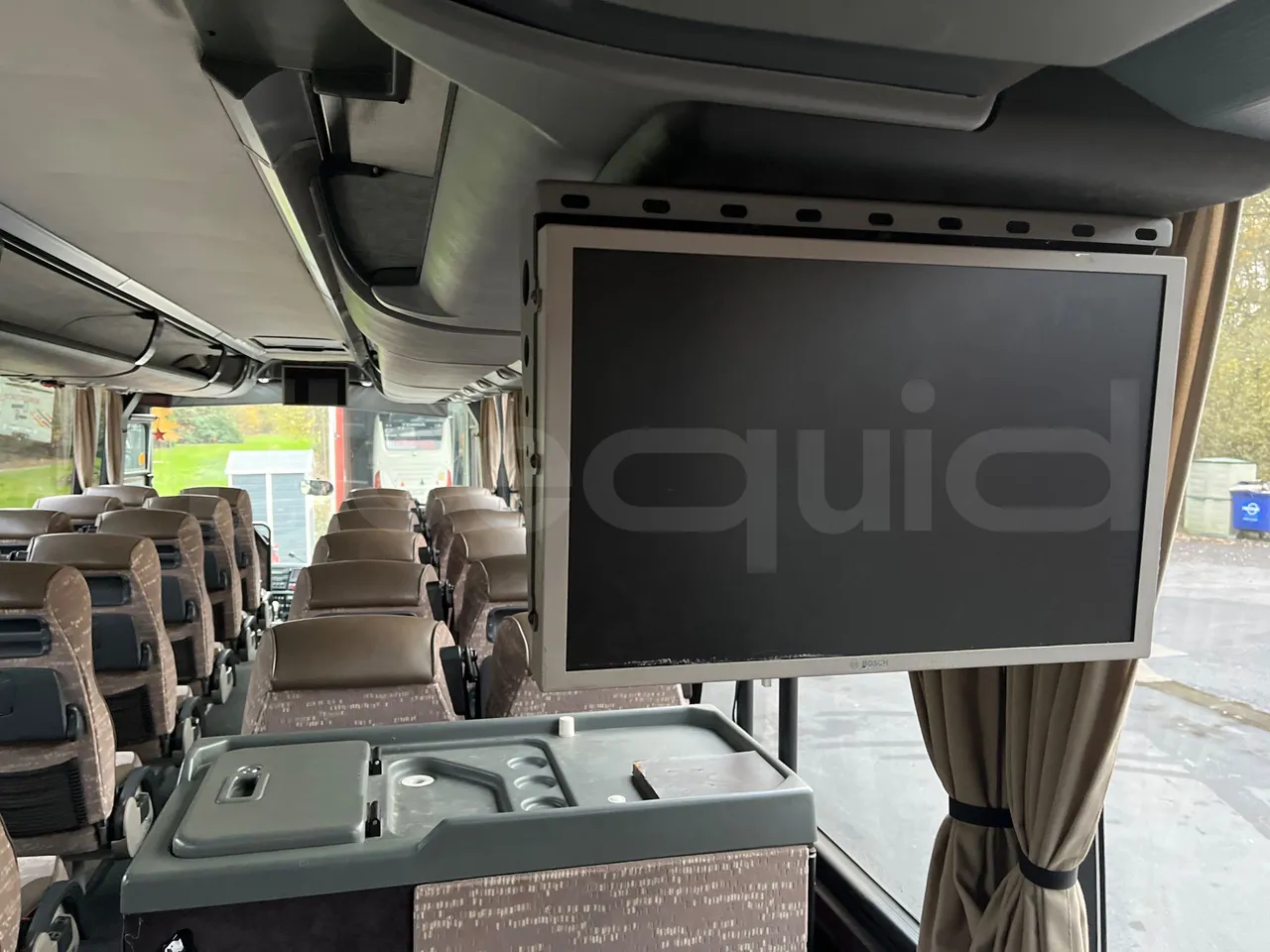 Vdl Bova Futura FHD 127-365T ES - monitor detail photo