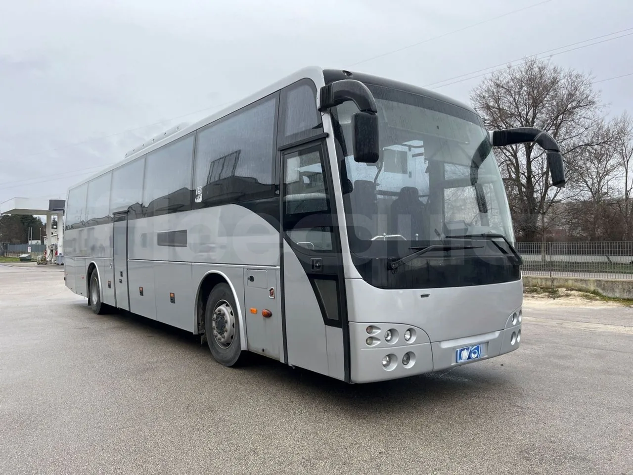 Temsa Safari RD R A T-I53 - Euro 5 - 266 kw - 12.200 mt - 3/4 front right doors