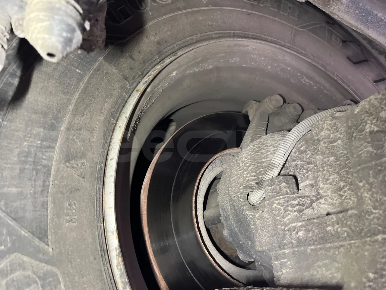 Temsa Safari RD R A T-I53 - Euro 5 - 266 kw - 12.200 mt - axle 2 discs right