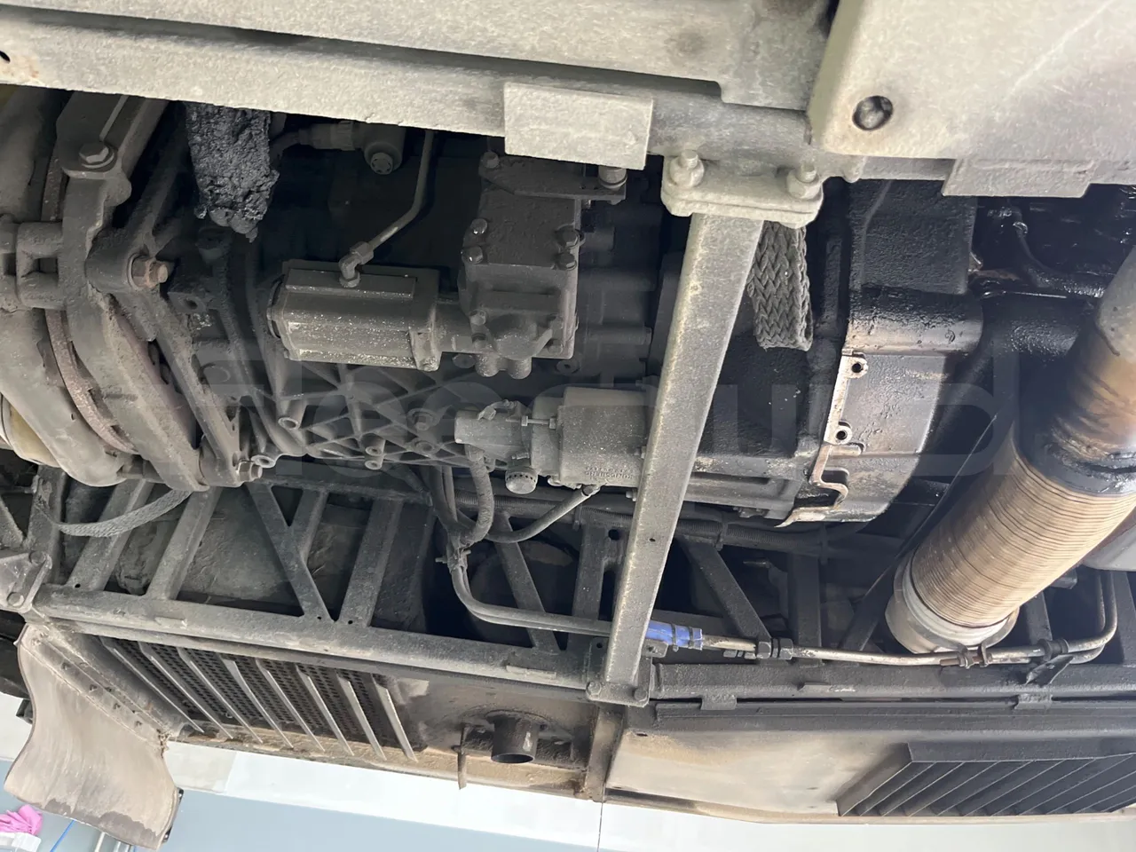 Temsa Safari RD R A T-I53 - Euro 5 - 266 kw - 12.200 mt - gearbox photo