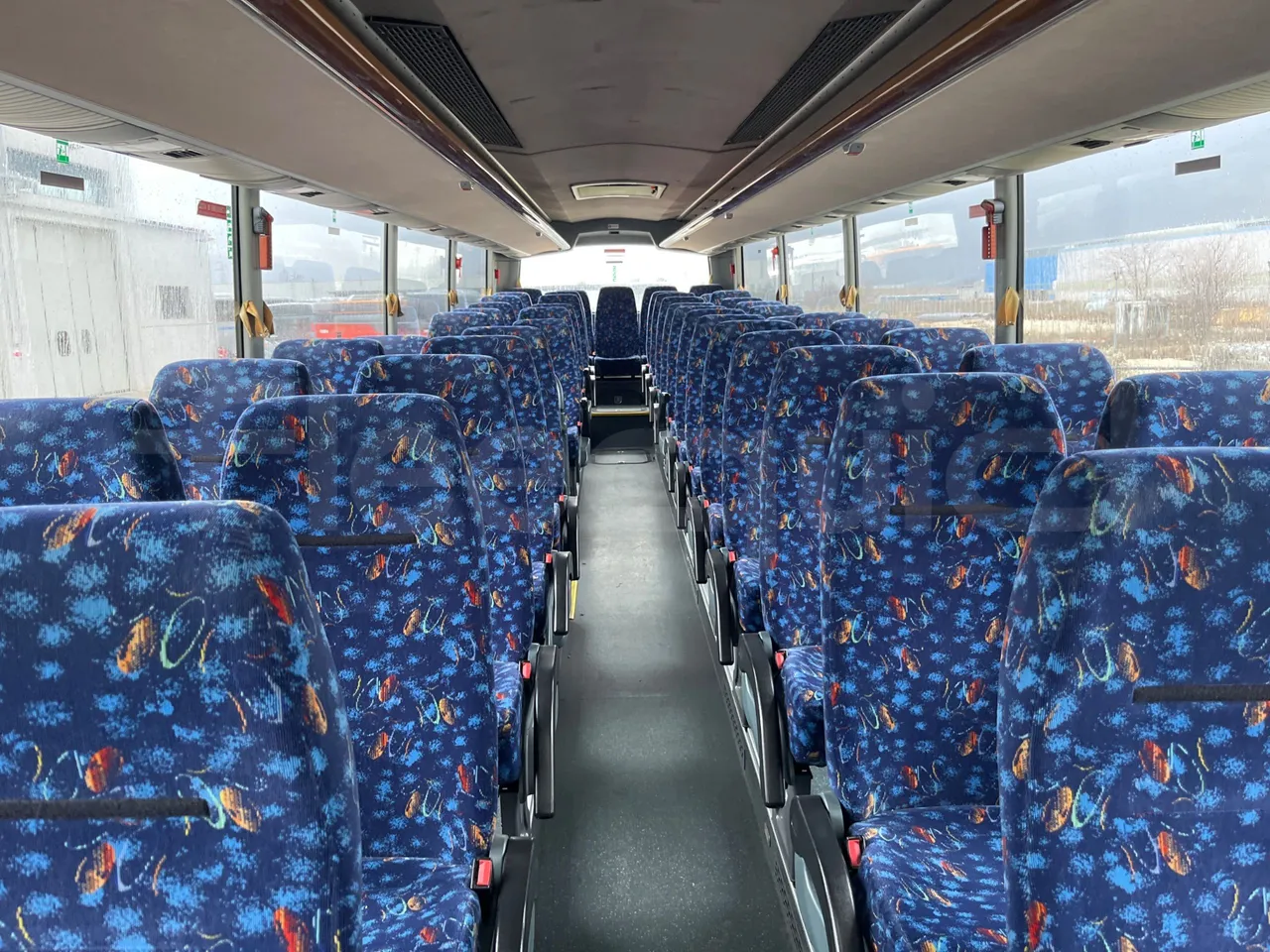 Temsa Safari RD R A T-I53 - Euro 5 - 266 kw - 12.200 mt - handrails photo