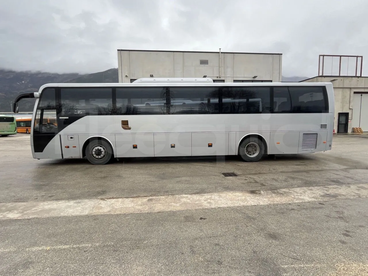 Temsa Safari RD R A T-I53 - Euro 5 - 266 kw - 12.200 mt - left side photo