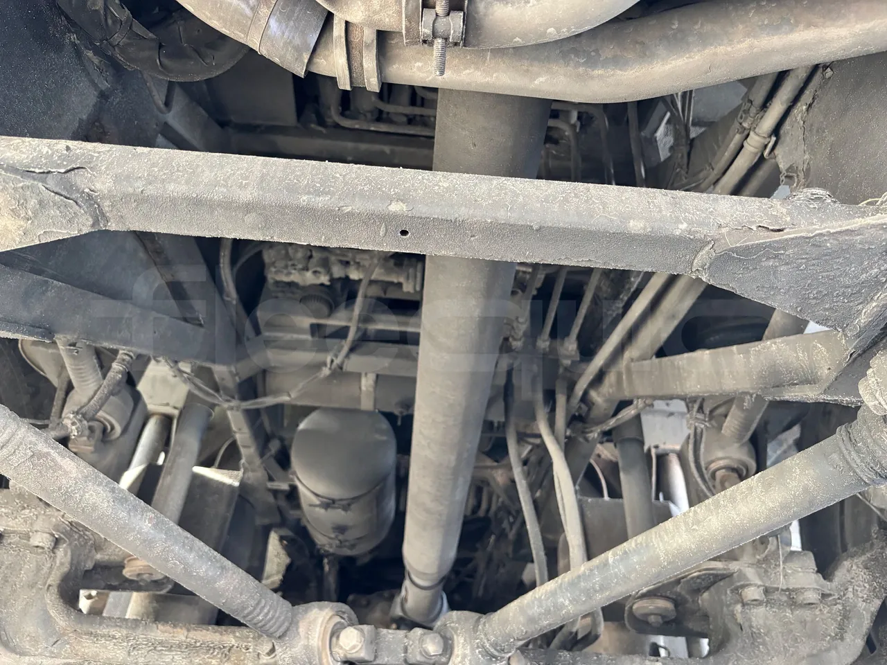 Setra S431 DT - EURO5 - 375kwH - 13.89m - driveshaft photo