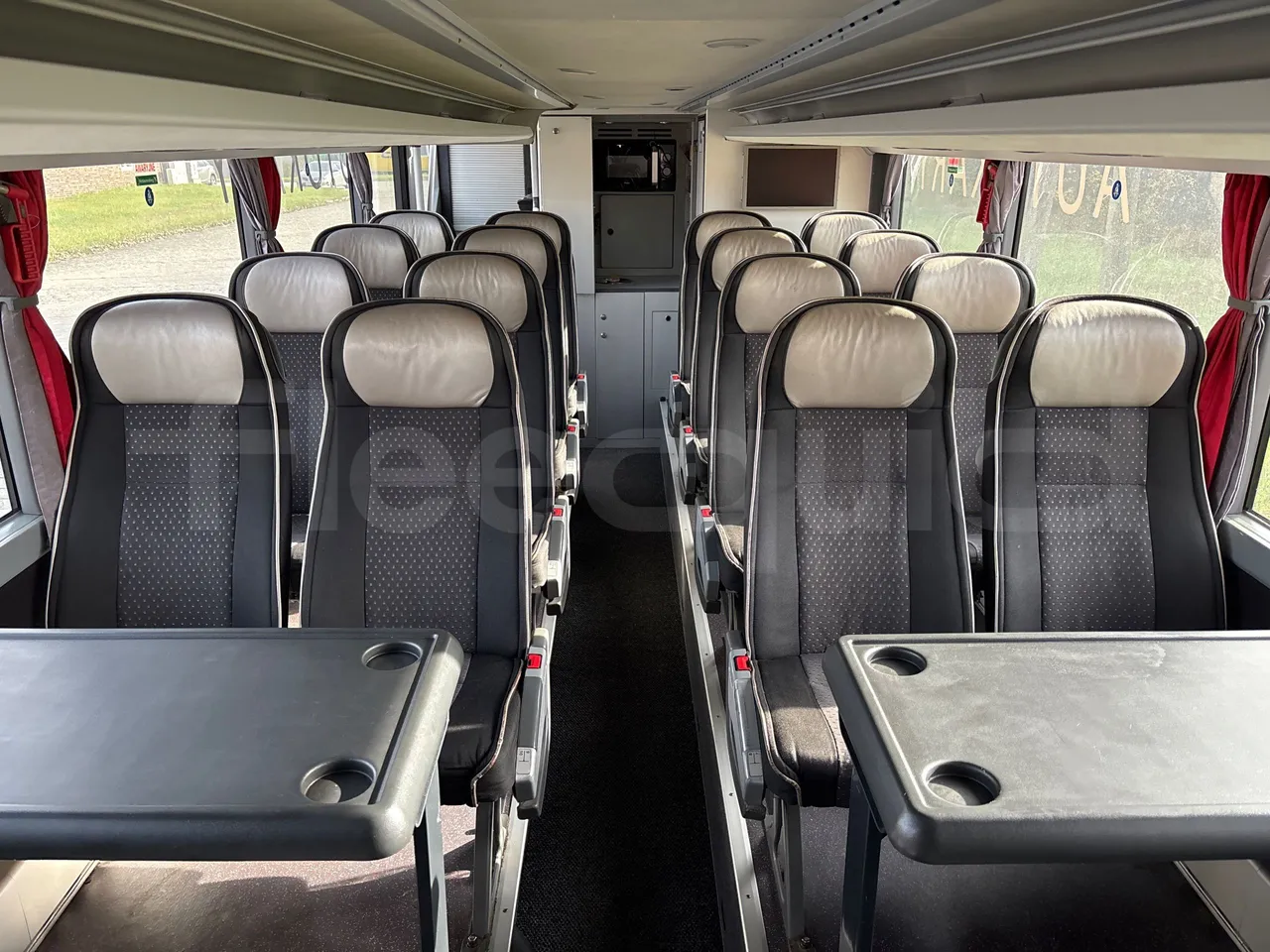 Setra S431 DT - EURO5 - 375kwH - 13.89m - reverse view middle aisle