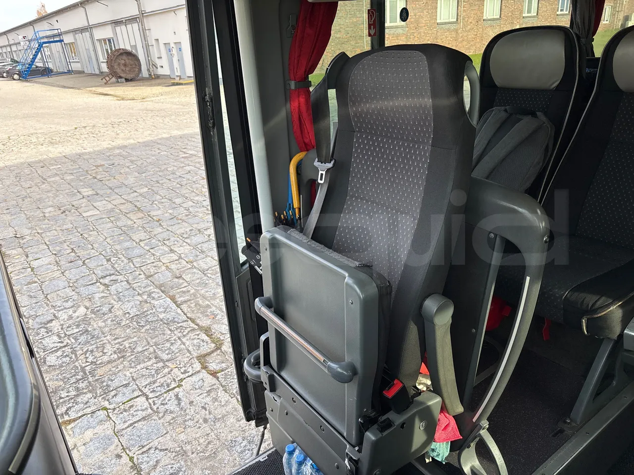 Setra S431 DT - EURO5 - 375kwH - 13.89m - hostess seat photo