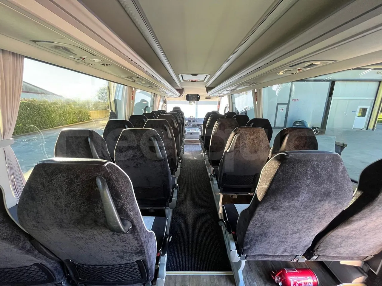 Iveco Mago2 M2IV - EUR6 - 162kW - 8.850m - forward view all seats last row height