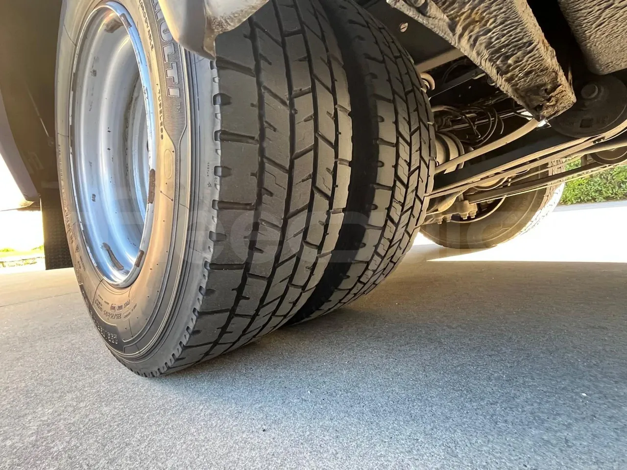 Iveco Mago2 M2IV - EUR6 - 162kW - 8.850m - tread condition front tires left