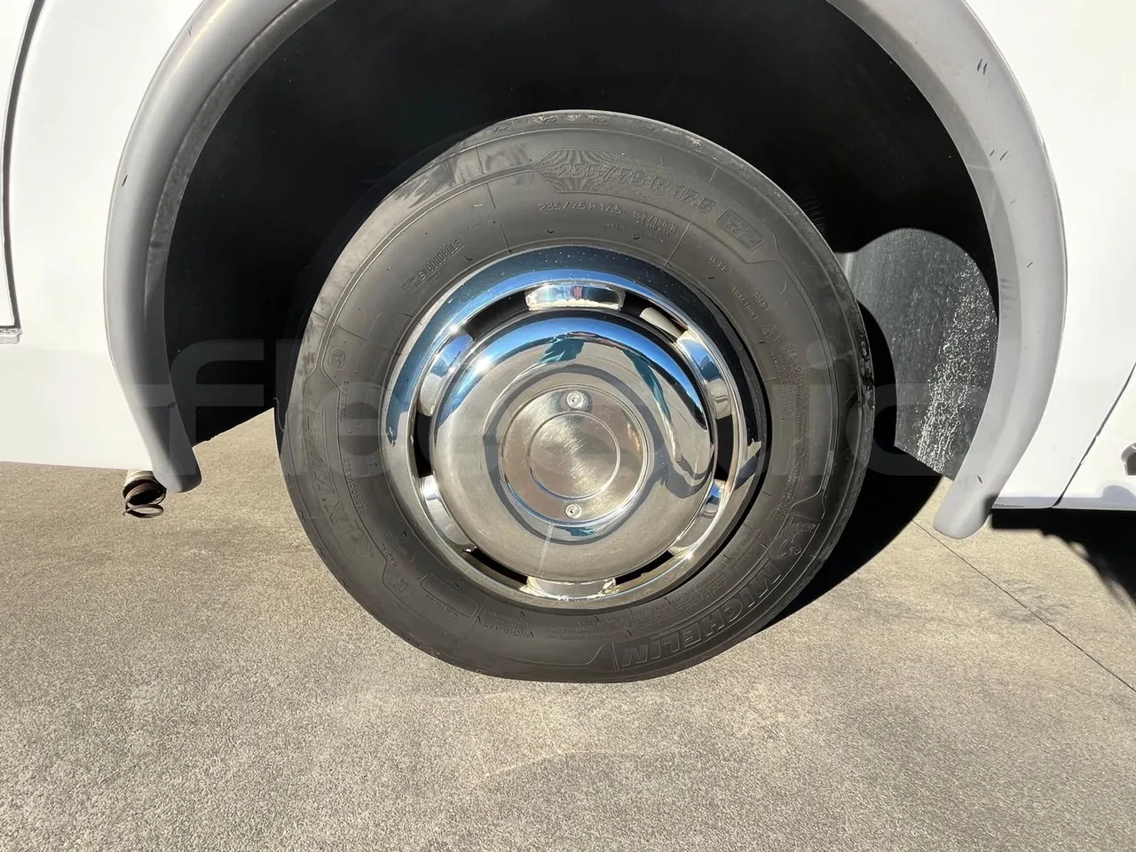 Iveco Mago2 M2IV - EUR6 - 162kW - 8.850m - rear left tire photo