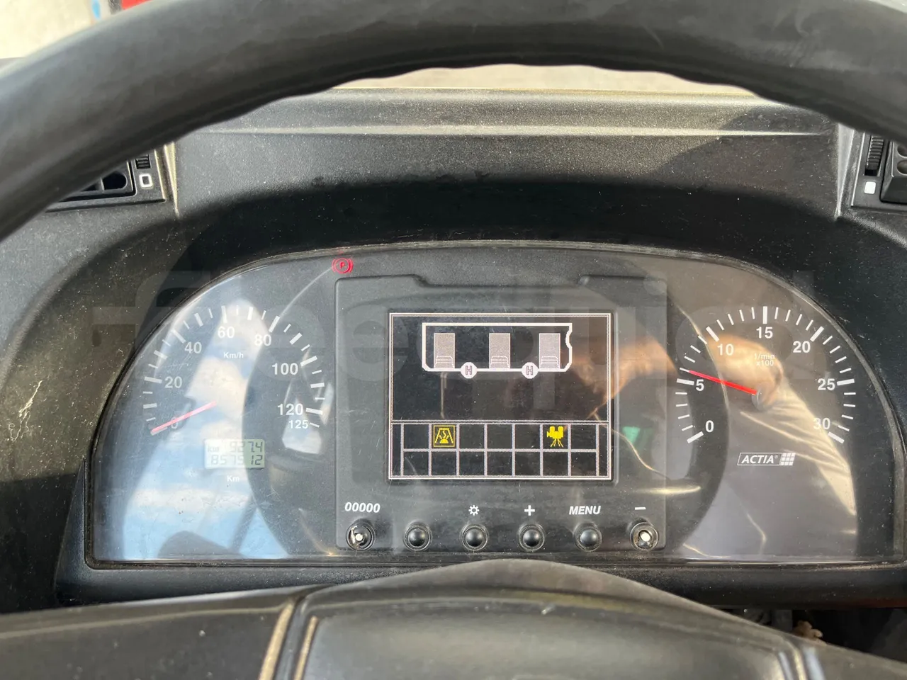 Solaris Urbino 12 - EUR5 - 188kW - 12m - dashboard lights on
