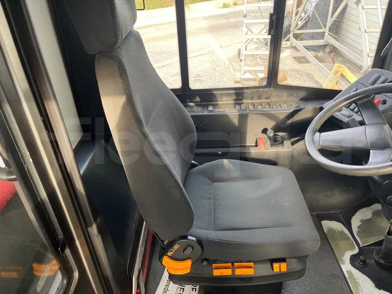 Solaris Urbino 12 - EUR5 - 188kW - 12m - driver's seat photo