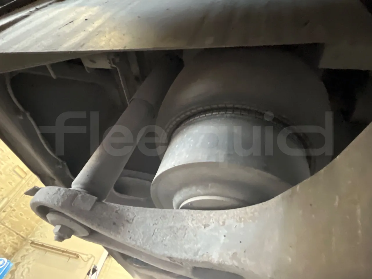 Solaris Urbino 12 - EUR5 - 188kW - 12m - axle 2 shock absorbers 1 left