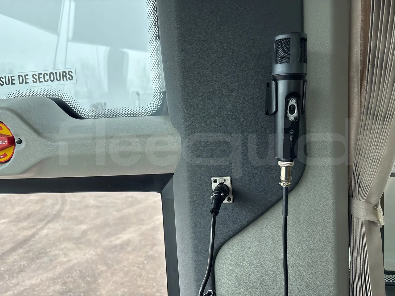 Vdl Futura FHD2129.410 -EUR5-300kW -12.875m - hostes microphone accessories photo