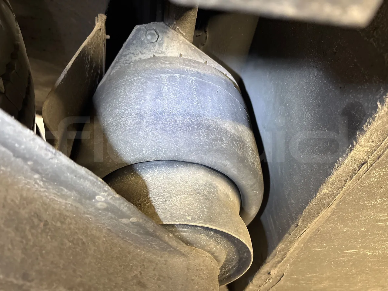 Vdl Futura FHD2129.410 -EUR5-300kW -12.875m - axel 2 air springs 1 left