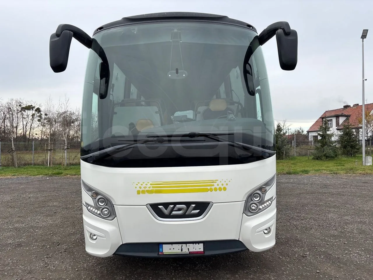 Vdl Futura FHD2129.410 -EUR5-300kW -12.875m - front photo