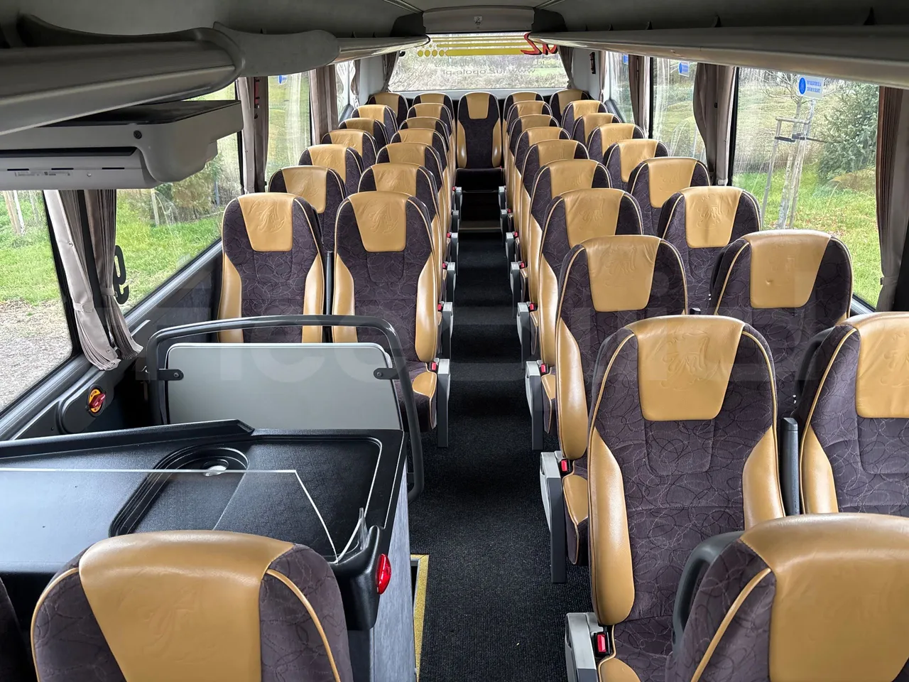 Vdl Futura FHD2129.410 -EUR5-300kW -12.875m - reverse view middle aisle