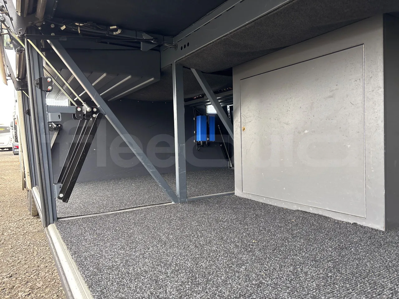 Vdl Futura FHD2129.410 -EUR5-300kW -12.875m - internal frame rust check