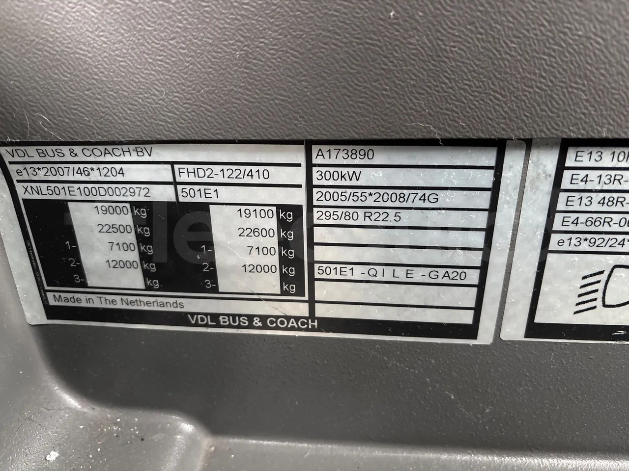 Vdl Futura FHD2129.410 -EUR5-300kW -12.875m - vehicle plate photo