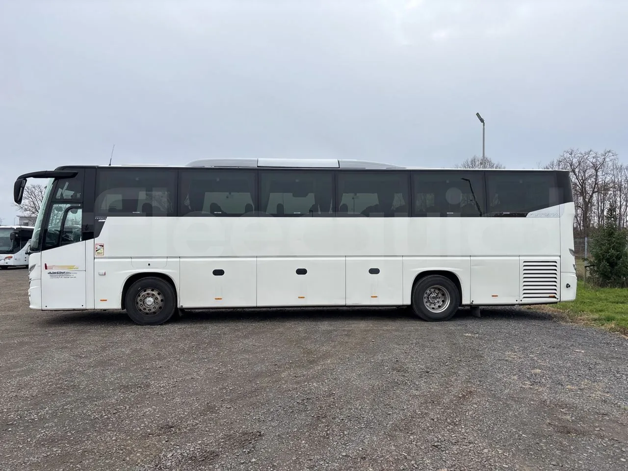 Vdl Futura FHD2129.410 -EUR5-300kW -12.875m - left side photo