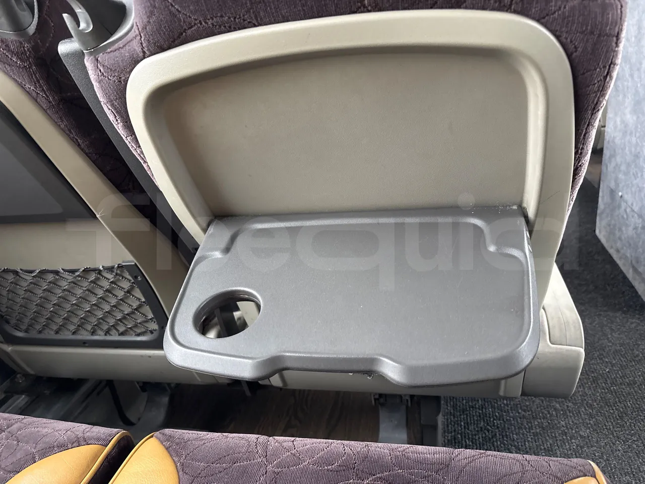 Vdl Futura FHD2129.410 -EUR5-300kW -12.875m - table detail photo