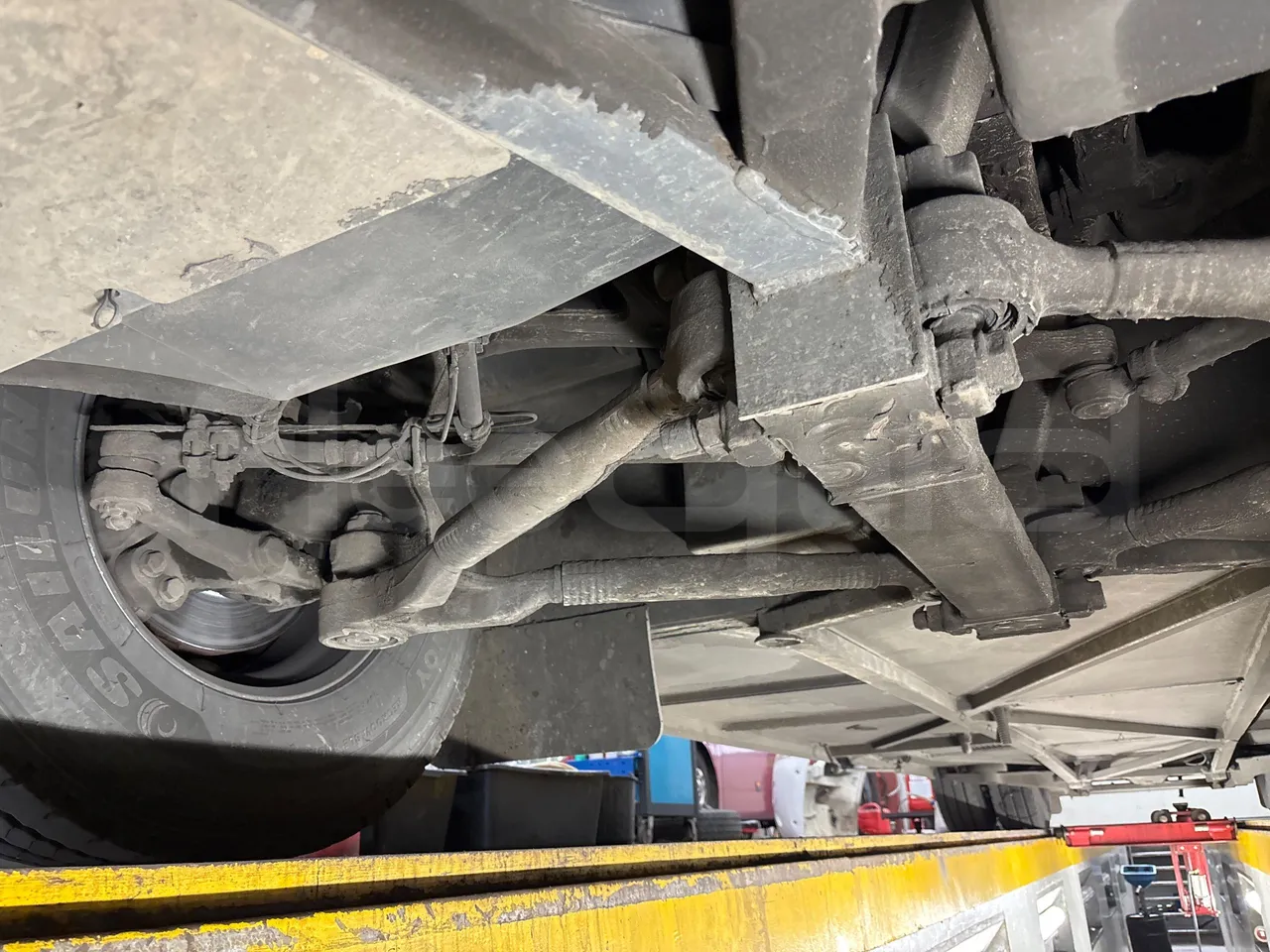 Vdl Futura FHD2129.410 -EUR5-300kW -12.875m - front axle right side