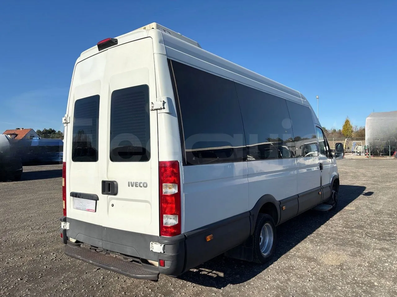 Iveco Kapena THESI -EURO5 -125.00 kW-8,65m - 3/4 right rear doors closed