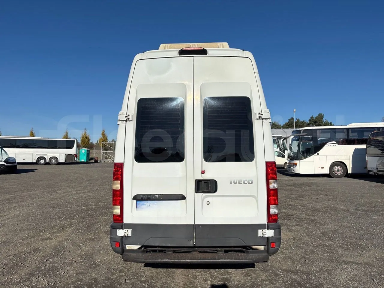 Iveco Kapena THESI -EURO5 -125.00 kW-8,65m - rear hatch closed