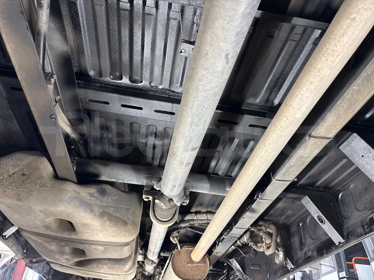 Iveco Kapena THESI -EURO5 -125.00 kW-8,65m - central undercarriage photo