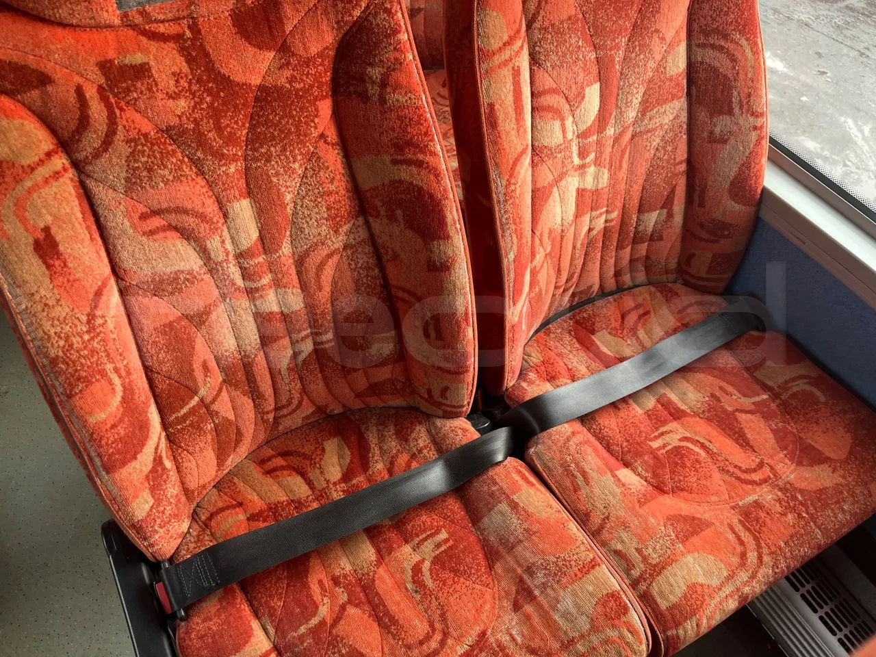 Bmc Midilux L 850 -EUR4 - 130.45kW-7.405m - central seat safety belt