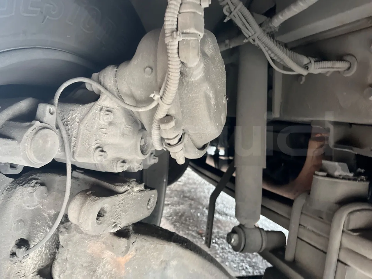 Bmc Midilux L 850 -EUR4 - 130.45kW-7.405m - front brake calipers right