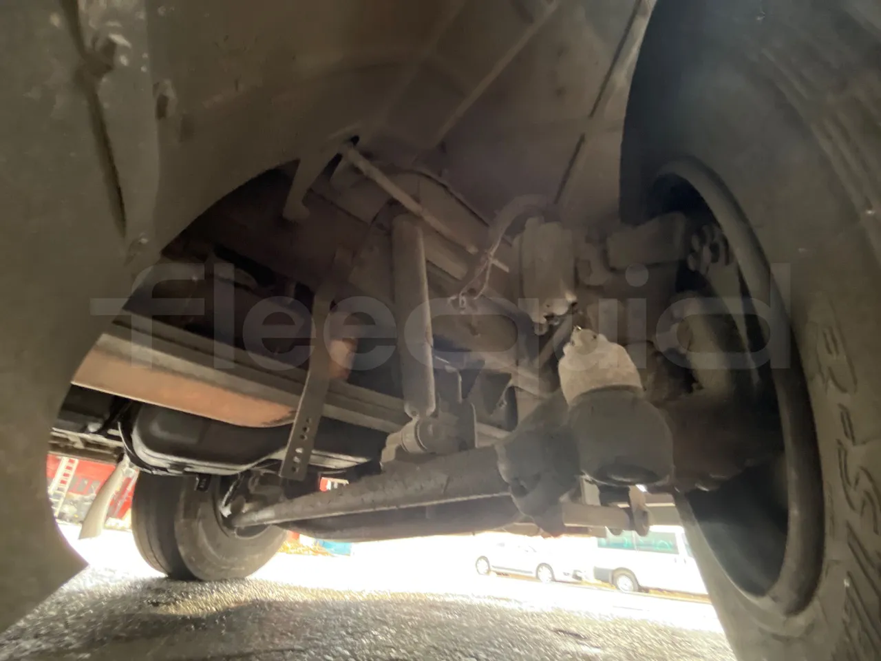 Bmc Midilux L 850 -EUR4 - 130.45kW-7.405m - front shock absorbers right