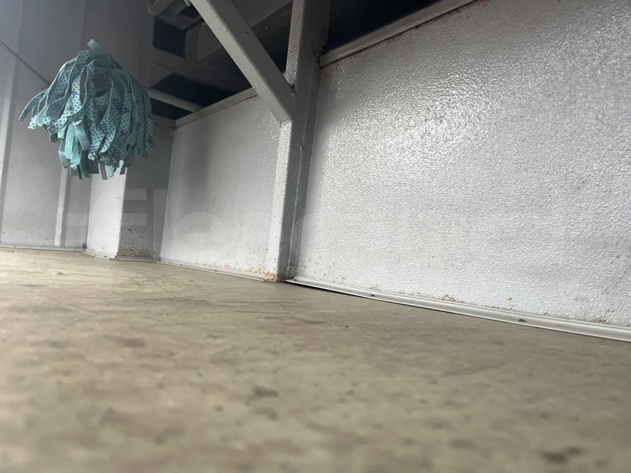 Bmc Midilux L 850 -EUR4 - 130.45kW-7.405m - under carpet photo