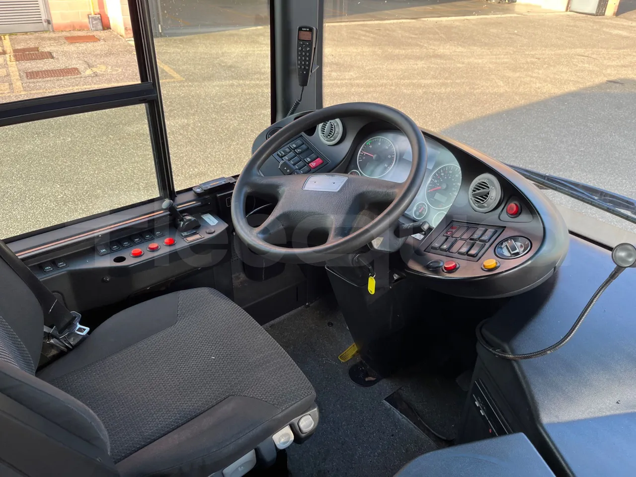 Man Lion's City GL A40 - Euro6 - 228kW - 18.750mt - buttons panels on