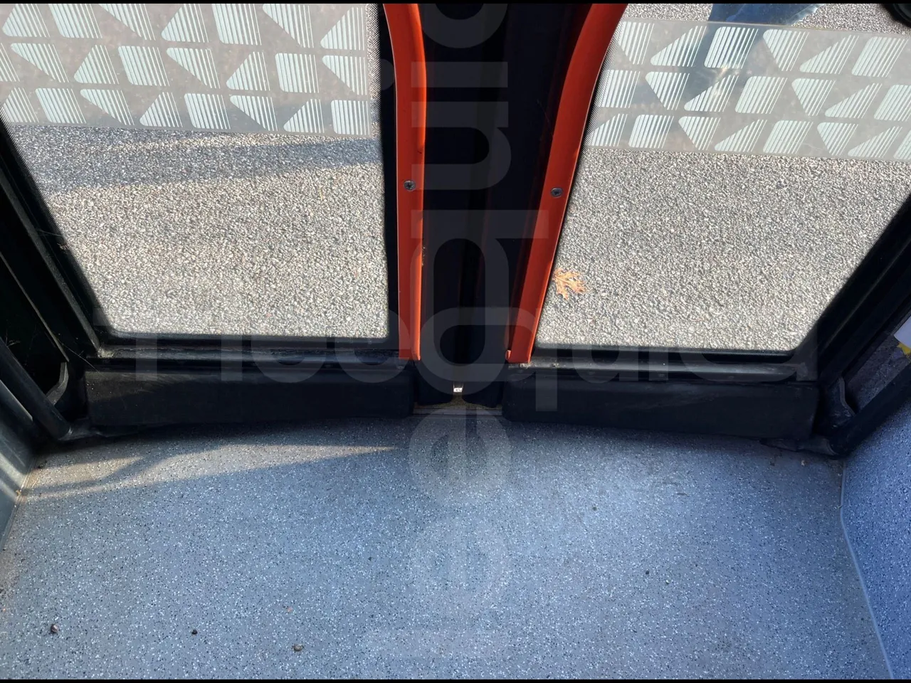 Man Lion's City GL A40 - Euro6 - 228kW - 18.750mt - door mechanism photo