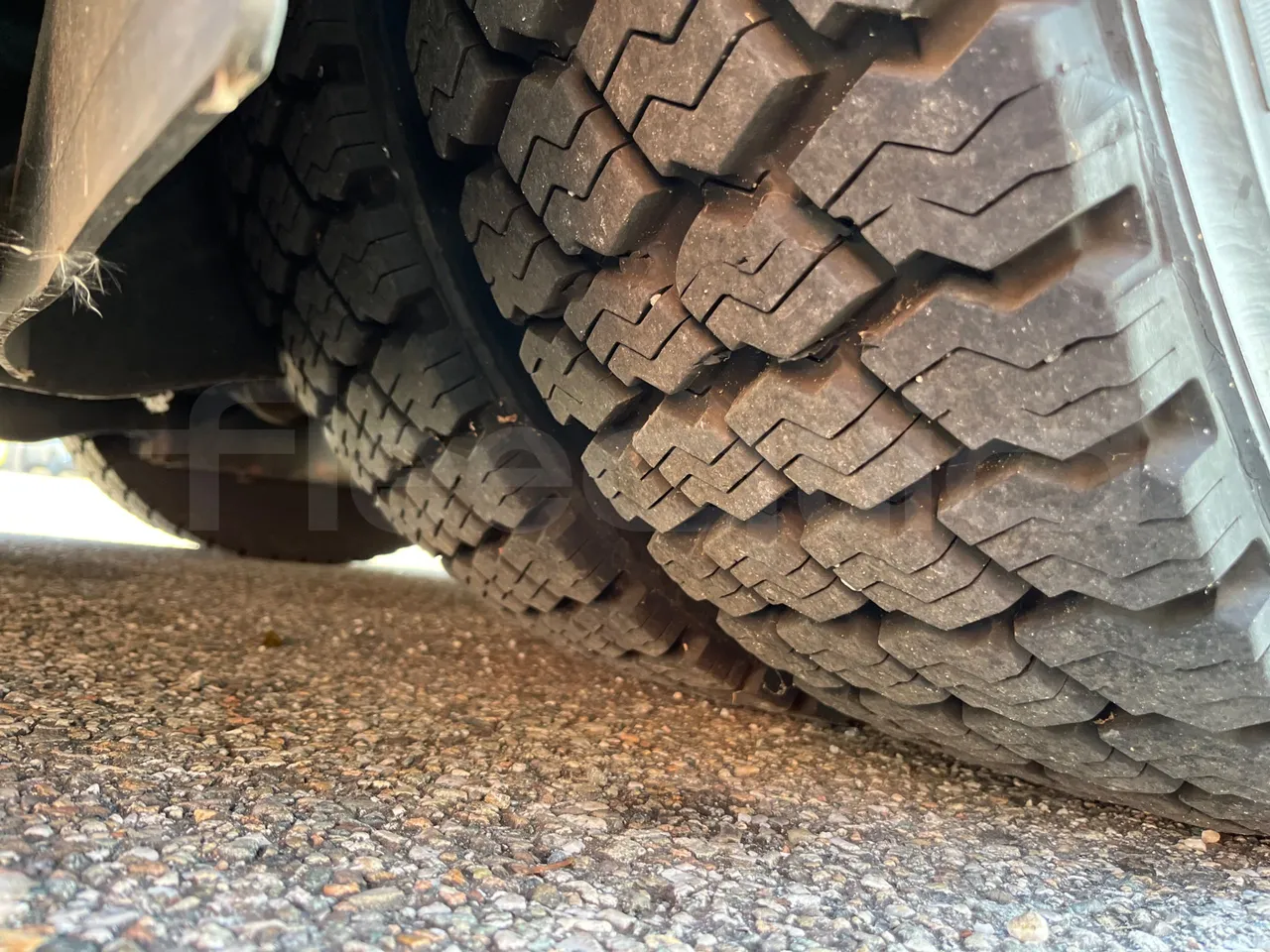 Man Lion's City GL A40 - Euro6 - 228kW - 18.750mt - tread condition front tires right