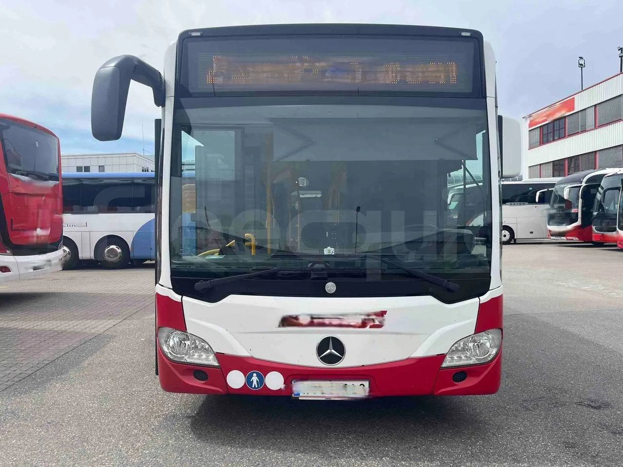 Mercedes-Benz Citaro - front photo
