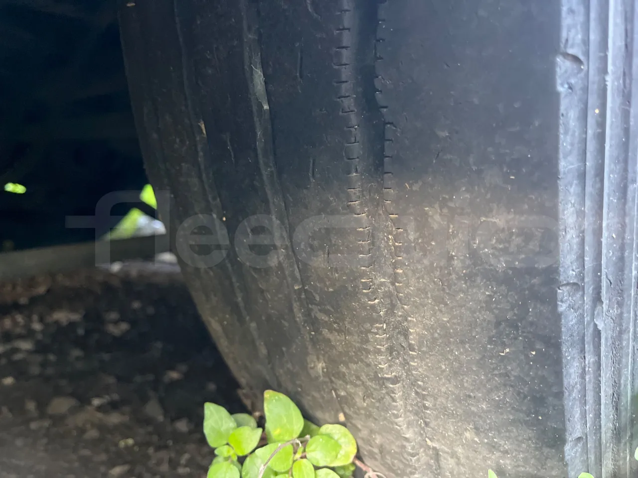 Iveco Magirus A260S/E4 FARID T1SM25 - Euro5 - 228kW - 9.685mt - tread condition second axle tires left