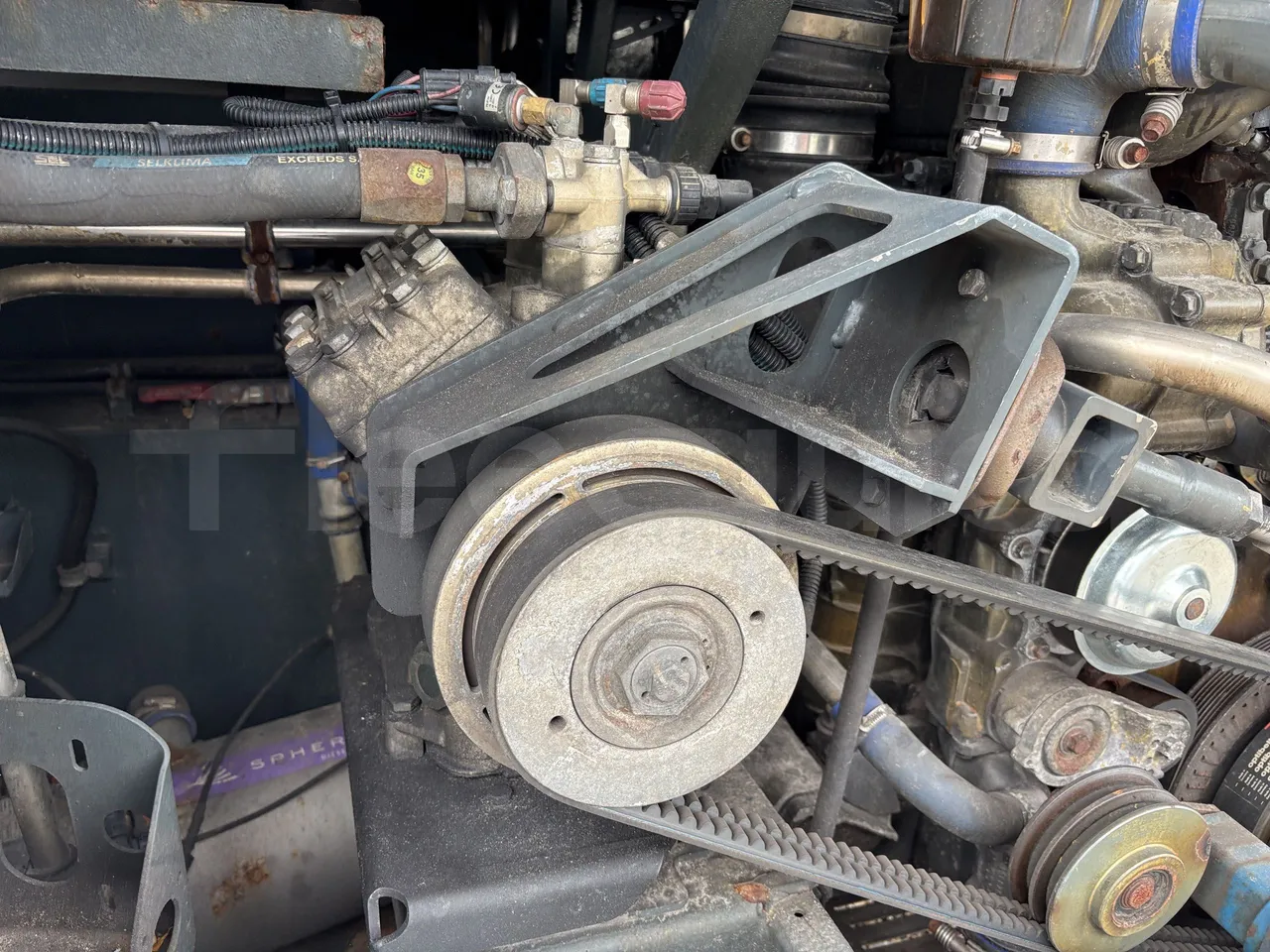 Temsa Safari - Air Conditioning Compressor