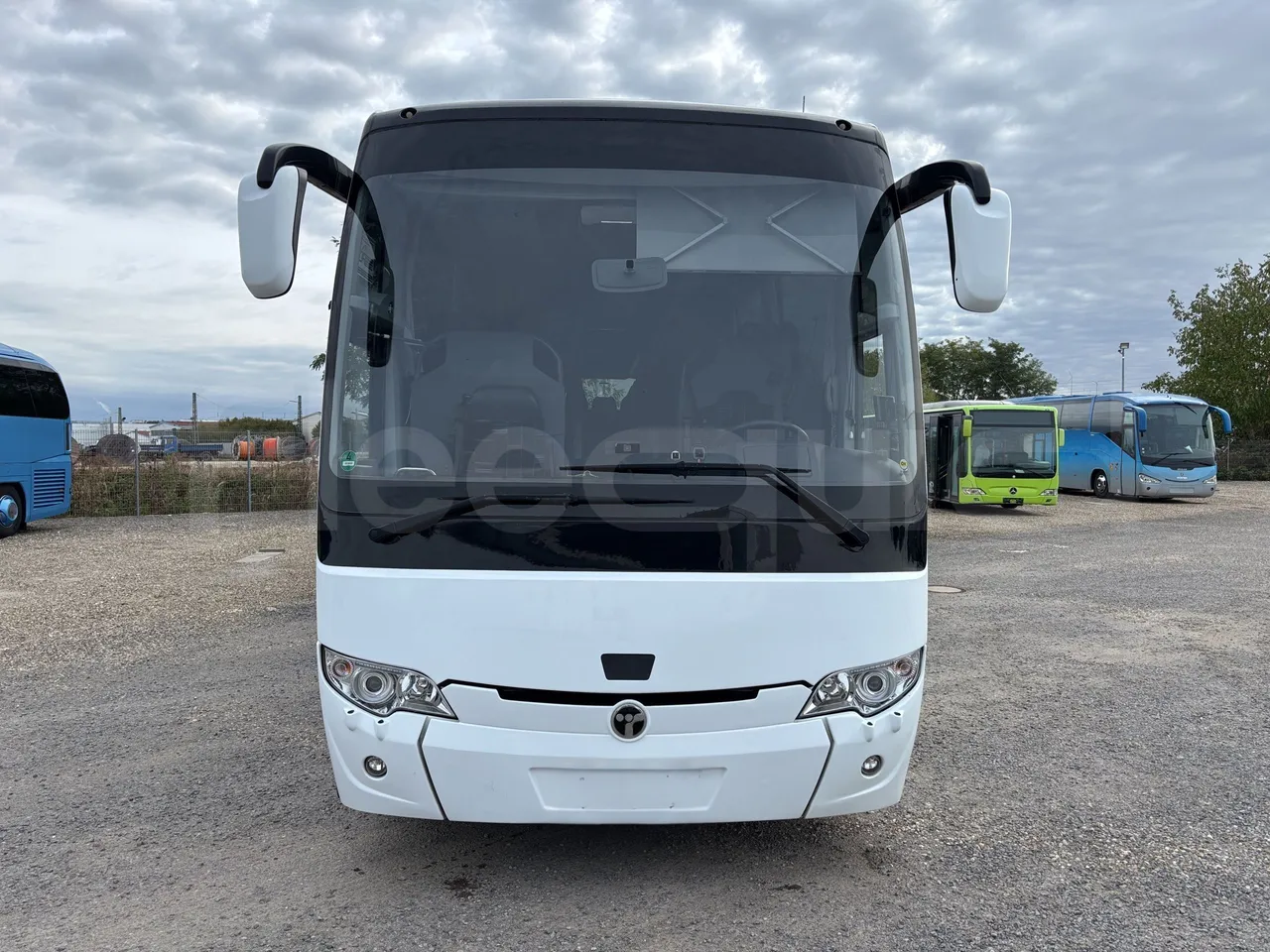 Temsa Safari - Front